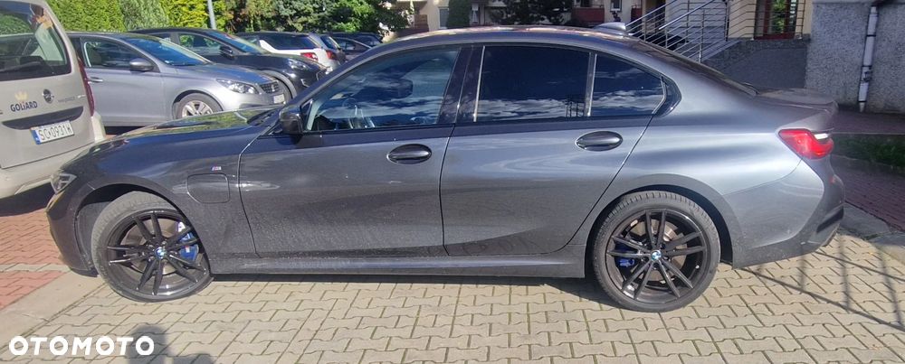 BMW Seria 3 330e M Sport sport - 5