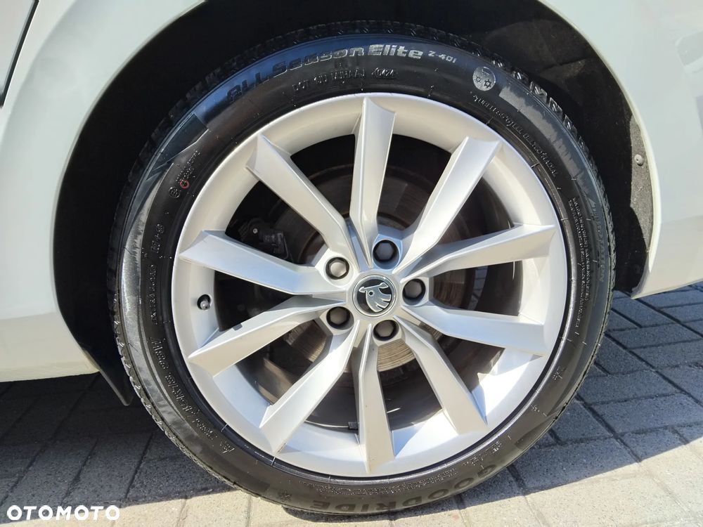 Skoda Superb 1.5 TSI Style DSG - 29