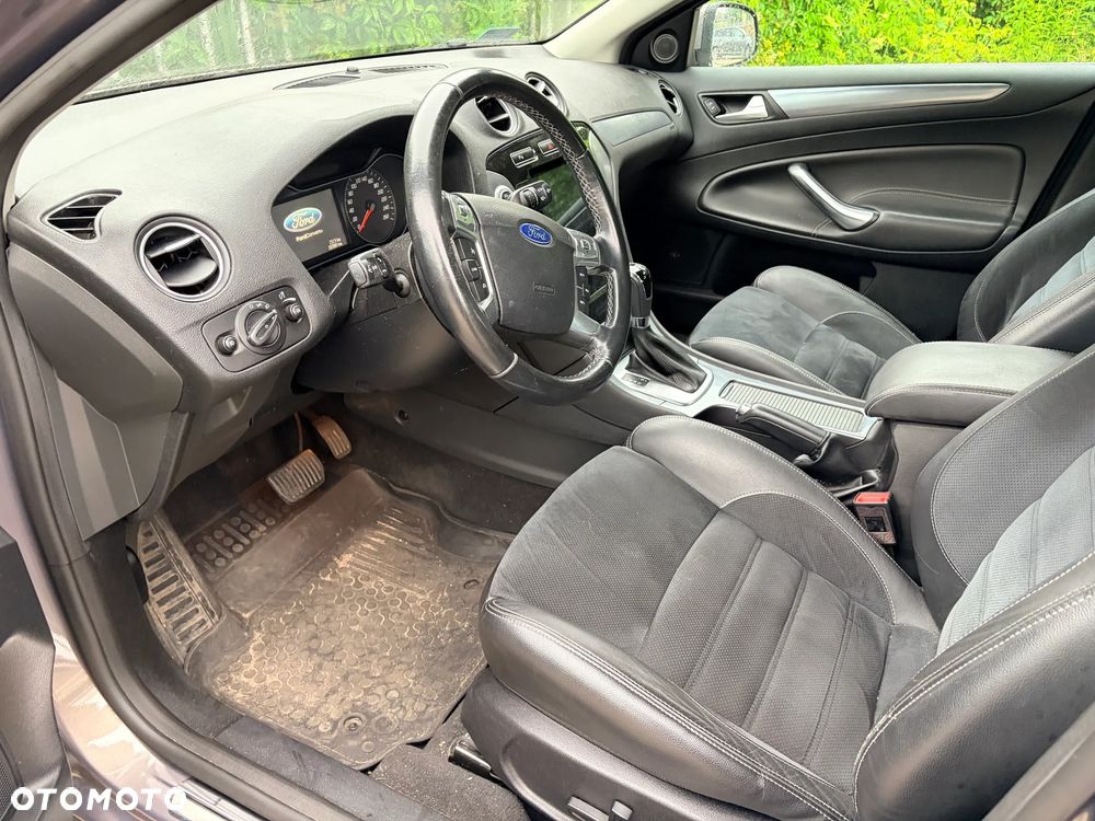 Ford Mondeo 2.0 EcoBoost Titanium - 12
