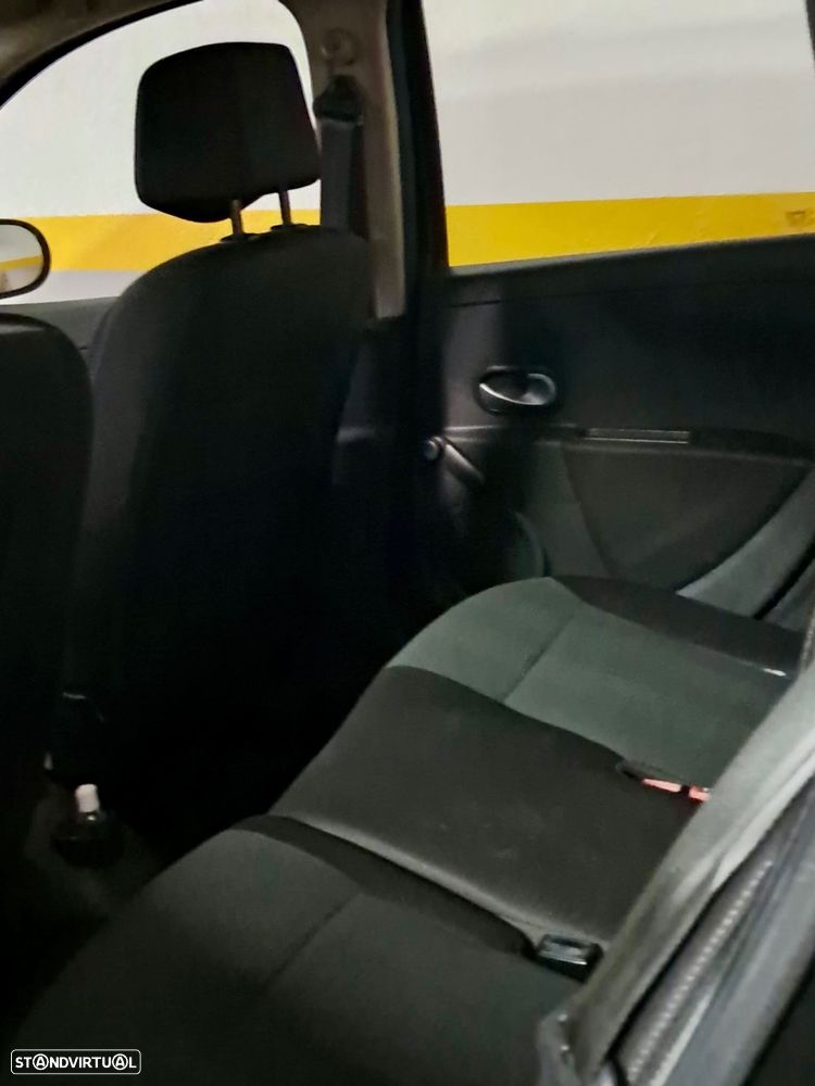 Renault Clio Break 1.5 dCi Dynamique - 4