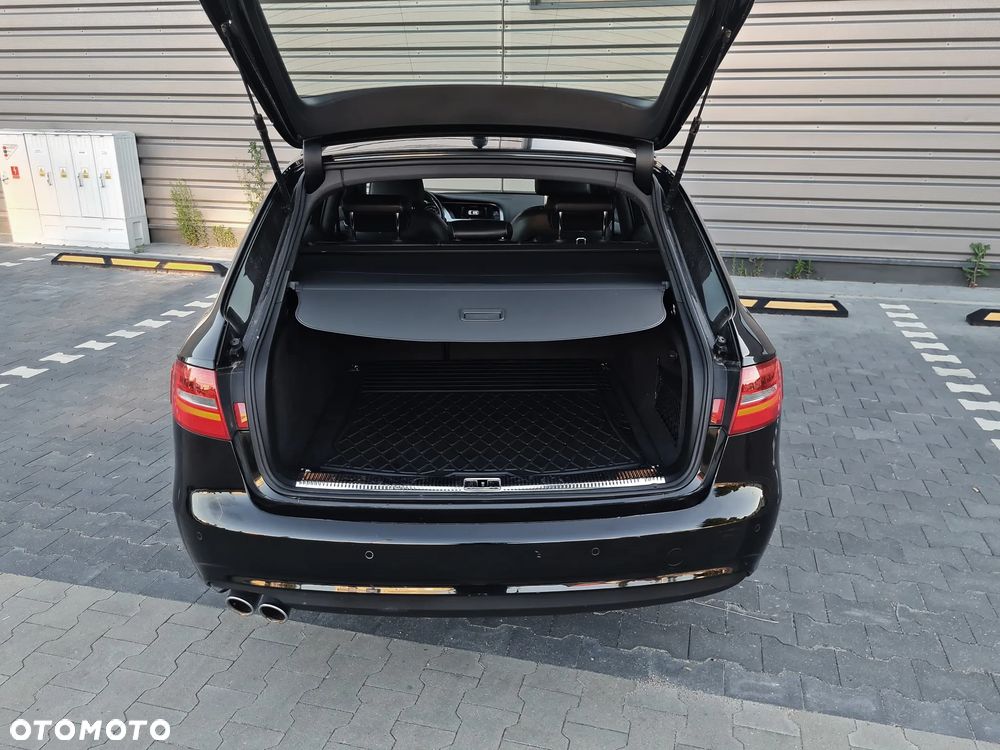 Audi A4 Avant - 16