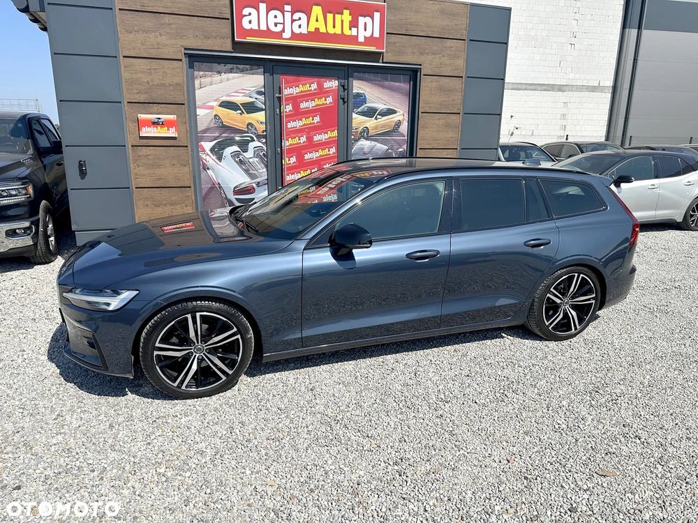Volvo V60 D4 AWD R-Design - 1