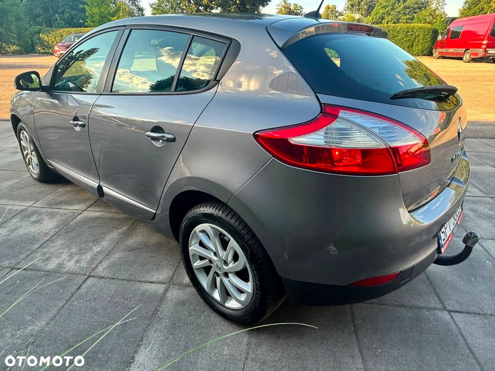 Renault Megane ENERGY TCe 115 Start & Stop Bose Edition - 14