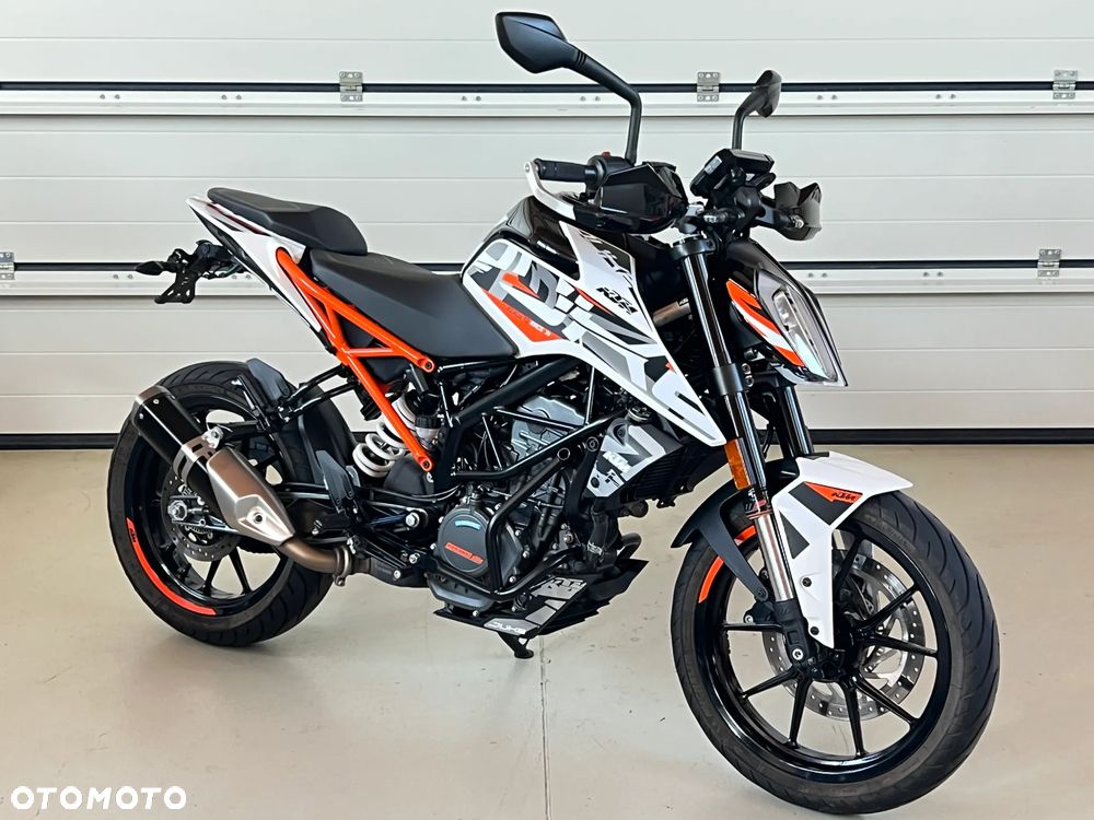 KTM Duke 125 - 17