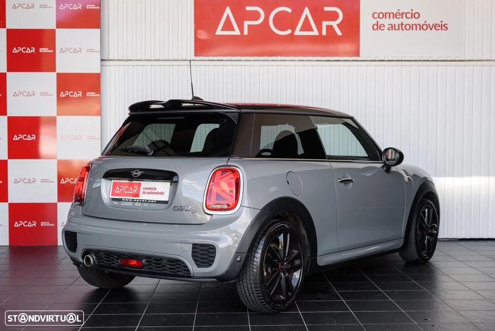 MINI 3 Portas Cooper D - 4