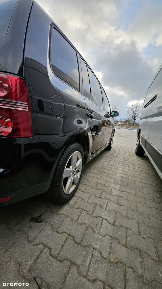 Volkswagen Touran 1.4 TSI United - 4