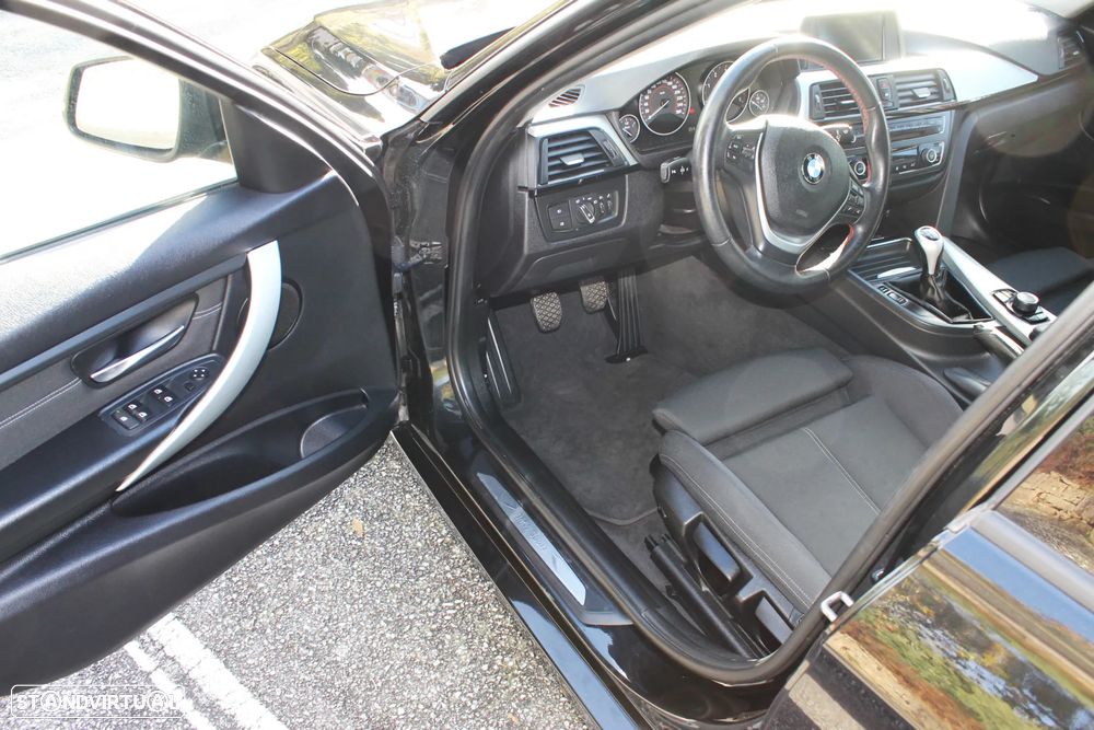 BMW 318 d Touring Line Sport - 21