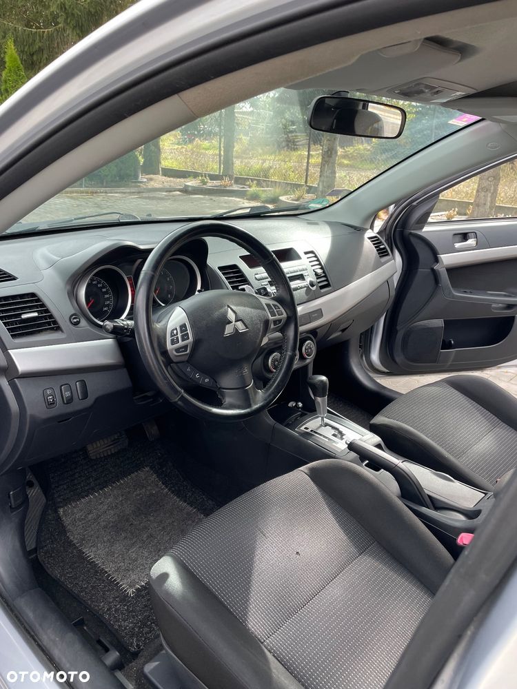 Mitsubishi Lancer 1.8 CVT Instyle - 14