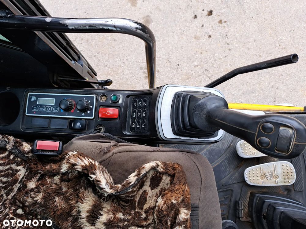 JCB 145 - 13