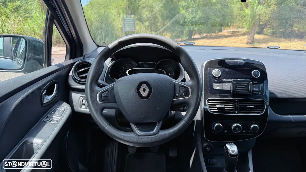 Renault Clio 1.5 dCi Zen — fotografia 10