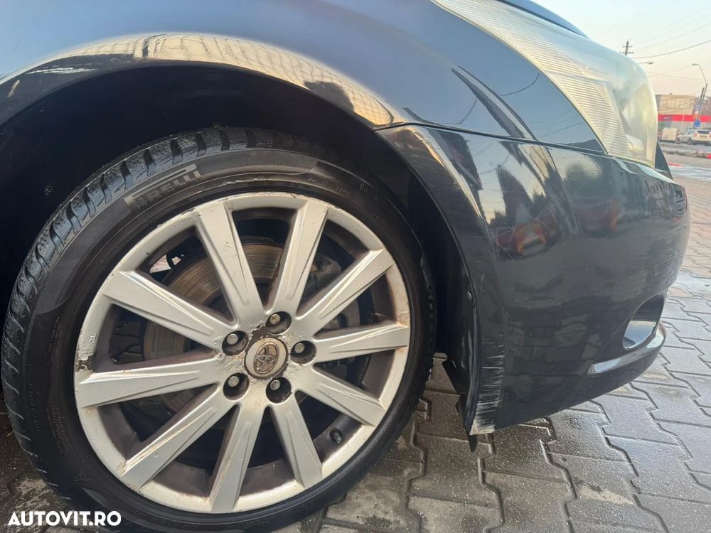 Toyota Avensis 2.2 D-CAT Luxury - 14