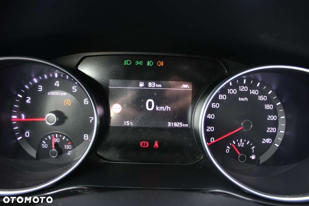 Kia XCeed - 31