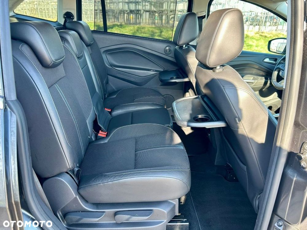 Ford Grand C-MAX - 8