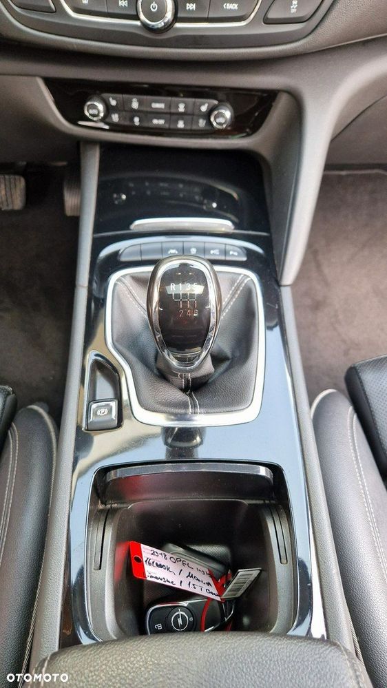 Opel Insignia - 31