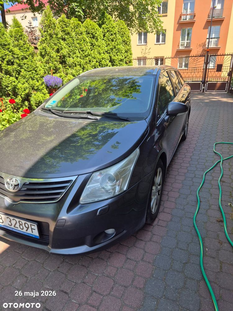 Toyota Avensis 1.8 Premium - 2