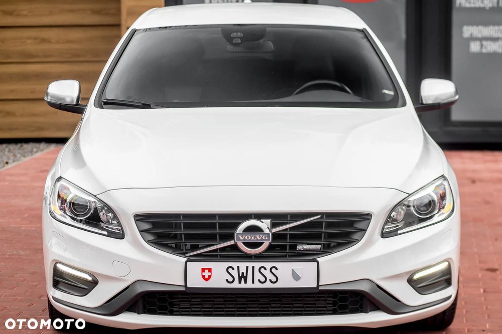 Volvo V60 D4 Drive-E R-Design Momentum - 4