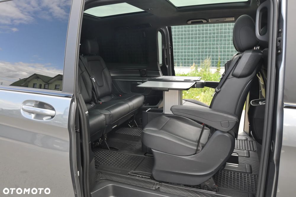 Mercedes-Benz Klasa V 300 d 4-Matic Exclusive 9G-Tronic (d³ugi) - 13