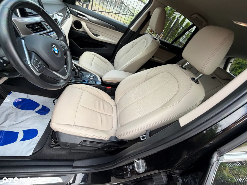 BMW X1 sDrive18i GPF xLine - 11