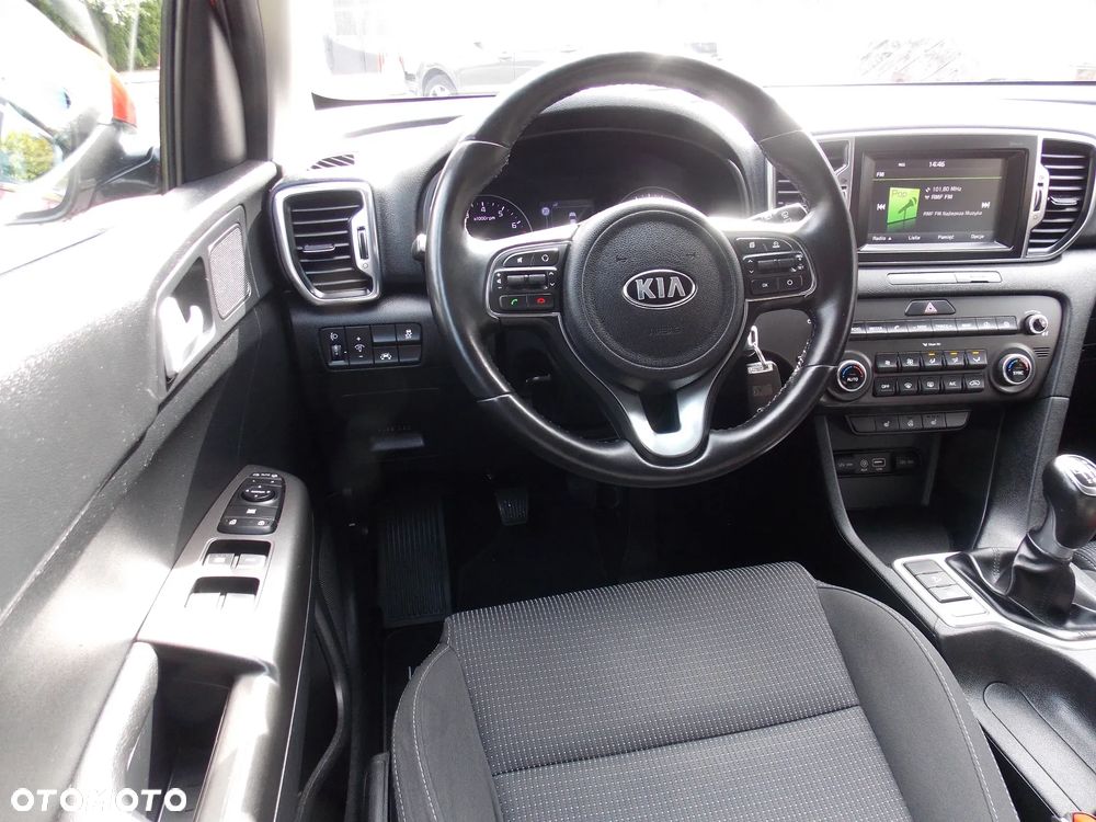 Kia Sportage 1.6 GDI 2WD Black Edition - 24