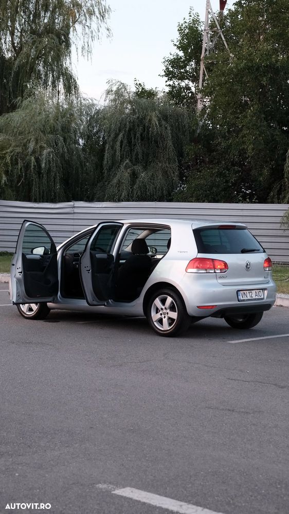 VOLKSWAGEN Golf 2011 — imagine 17