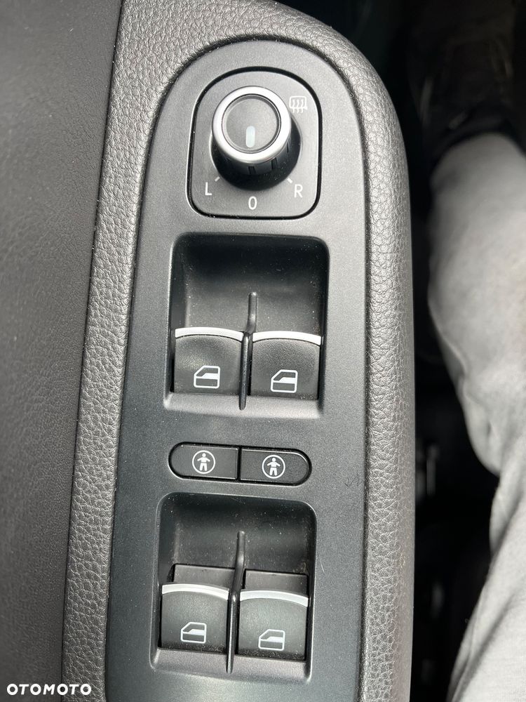 Volkswagen Sharan 2.0 TDI DSG BlueMotion Technology Comfortline - 16