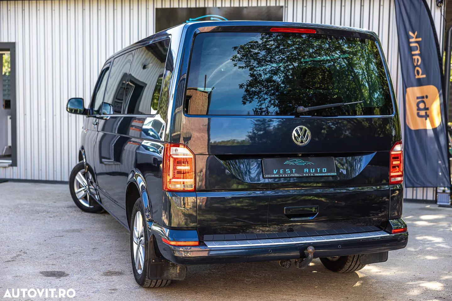 Volkswagen Multivan - 3