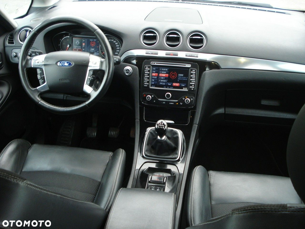 Ford S-Max - 15