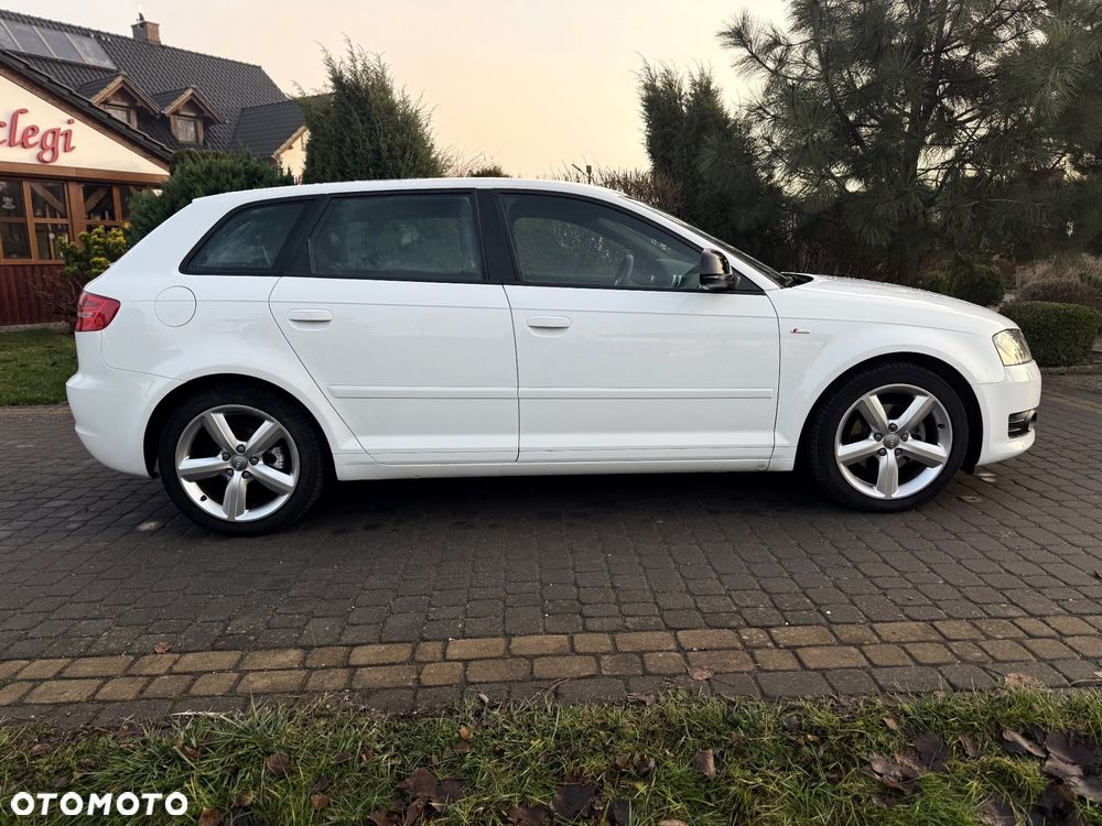 Audi A3 Sportback 1.4 TFSI S line Sportpaket - 9
