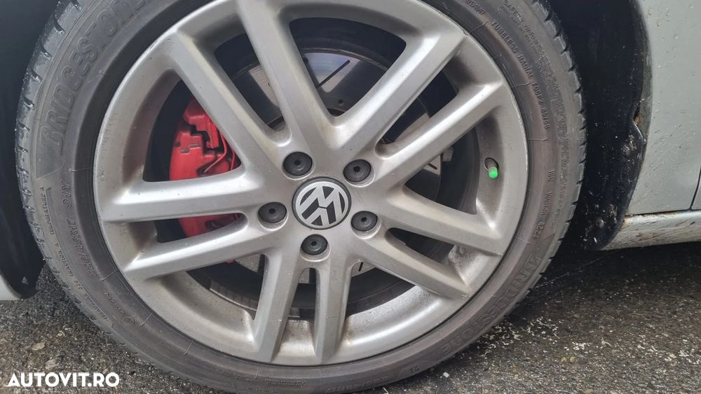 Volkswagen Jetta 2.0 TDI DPF Sportline - 8