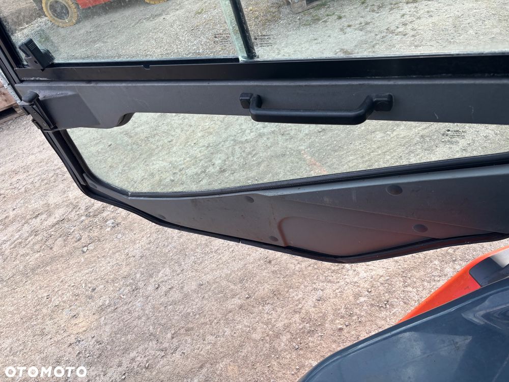 Toyota 8FGF25 diesel triplex KABINA 2022r 58500netto 4 sekcje - 11