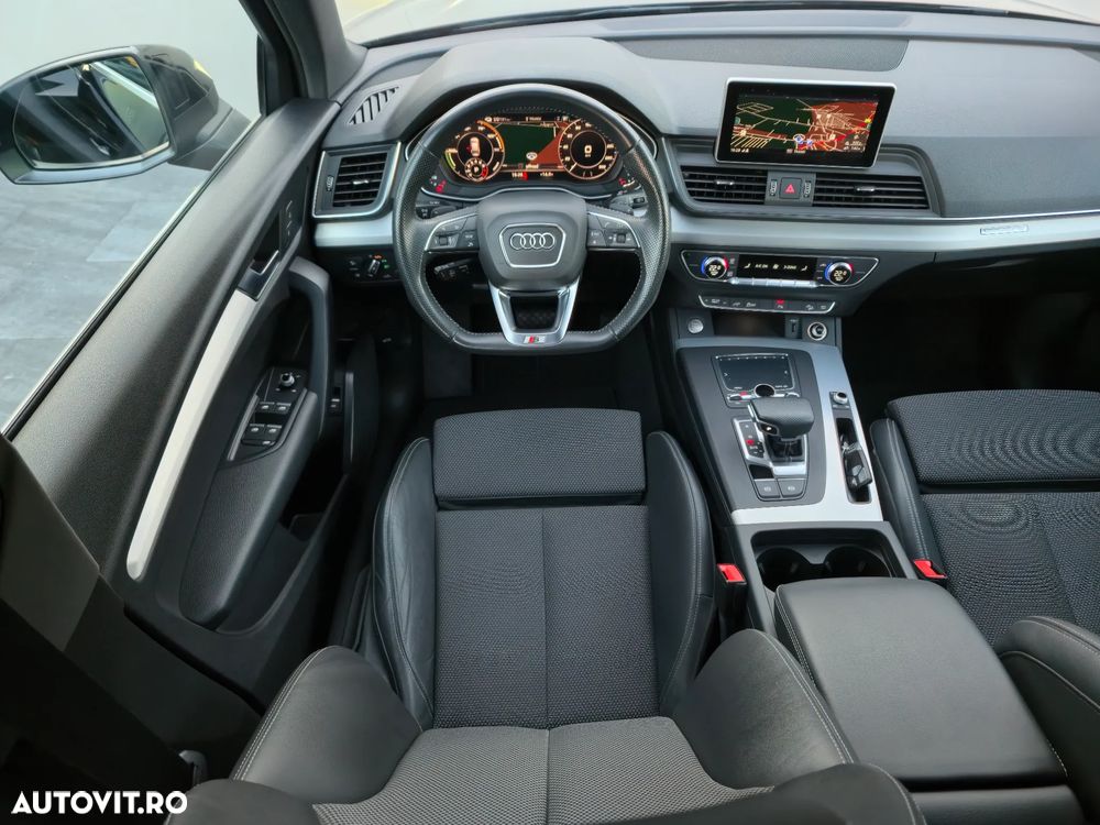 Audi Q5 55 TFSIe quattro S tronic S line - 33