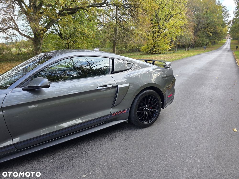 Ford Mustang 5.0 V8 GT - 14