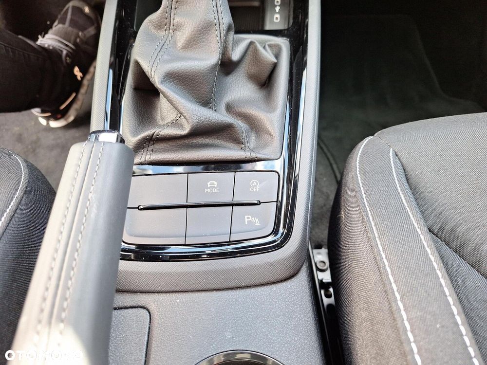 Skoda Scala 1.0 TSI Monte Carlo DSG - 24