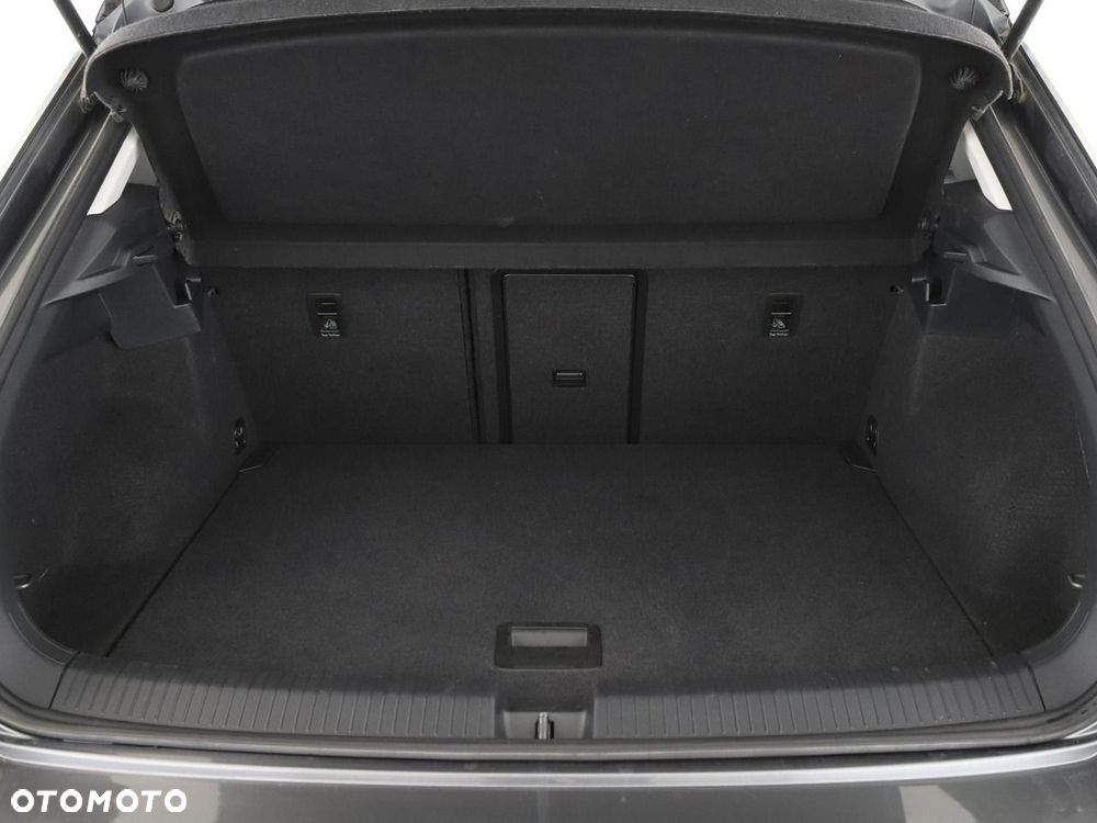 Volkswagen T-Roc 1.0 TSI Style - 21