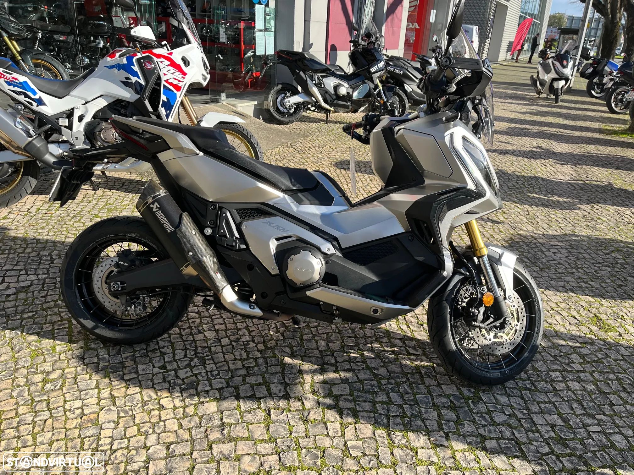Honda X-ADV - 1