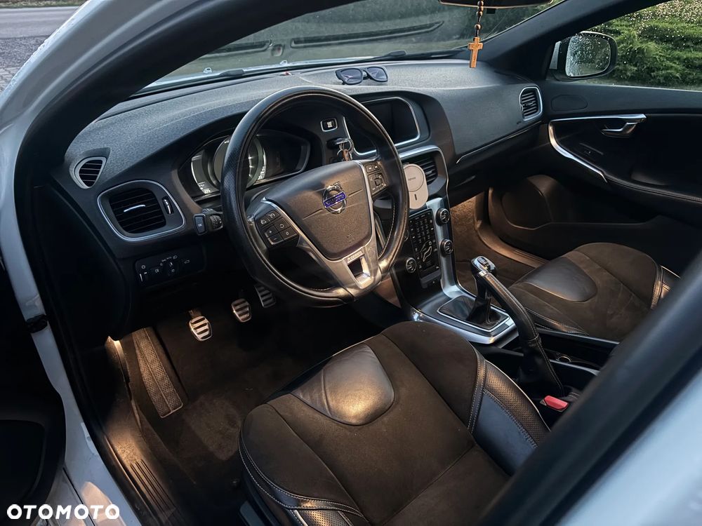 Volvo V40 D2 RDesign - 9