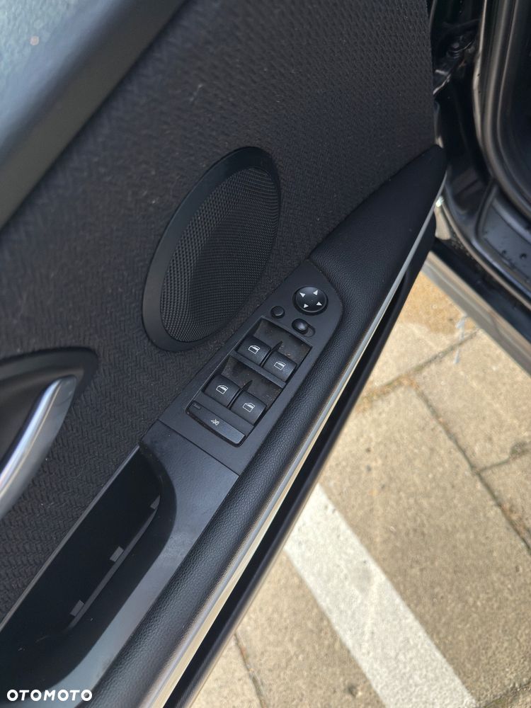 BMW Seria 3 320i - 19