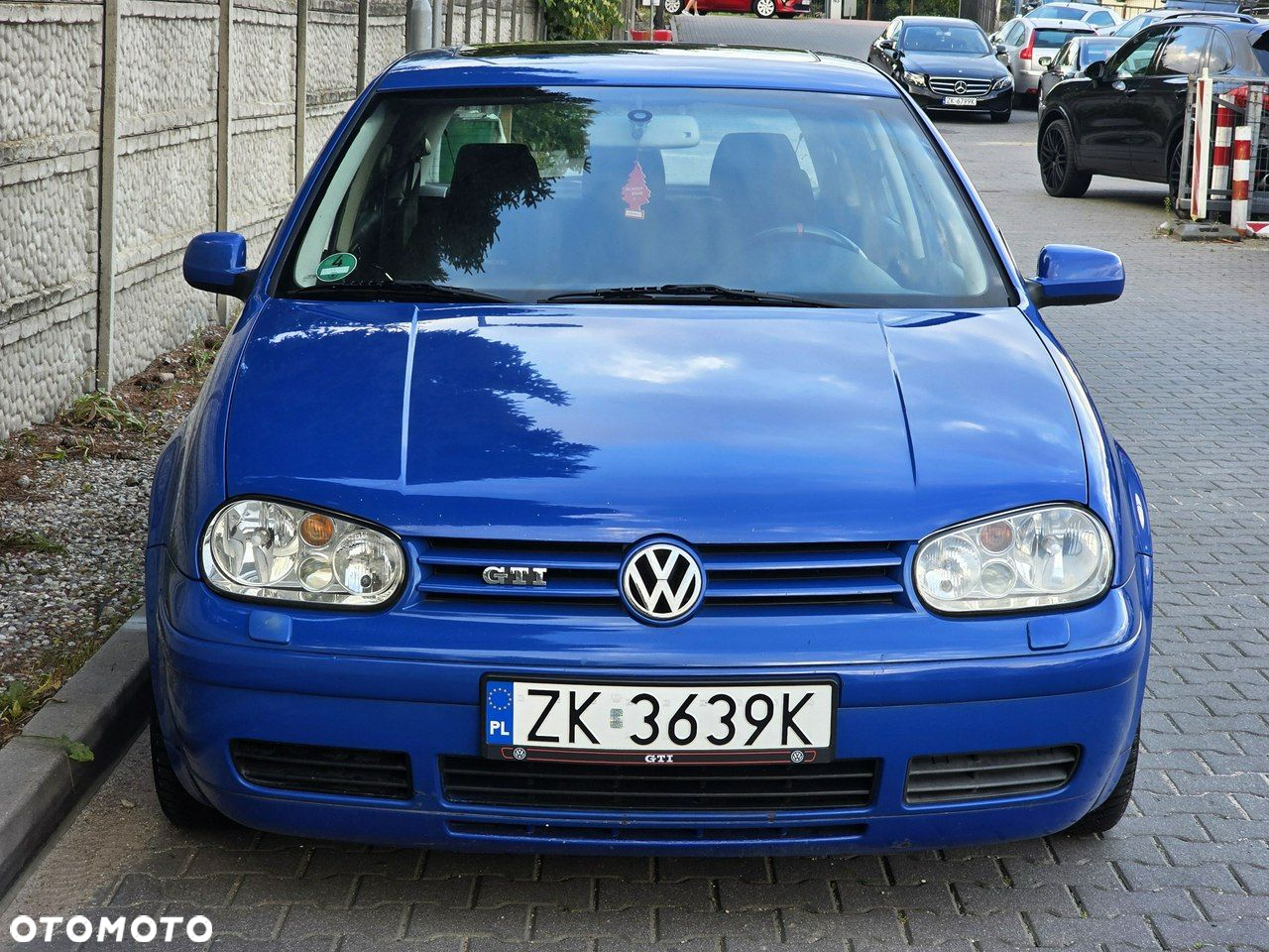 Volkswagen Golf IV 1.8 20V Turbo GTI - 2