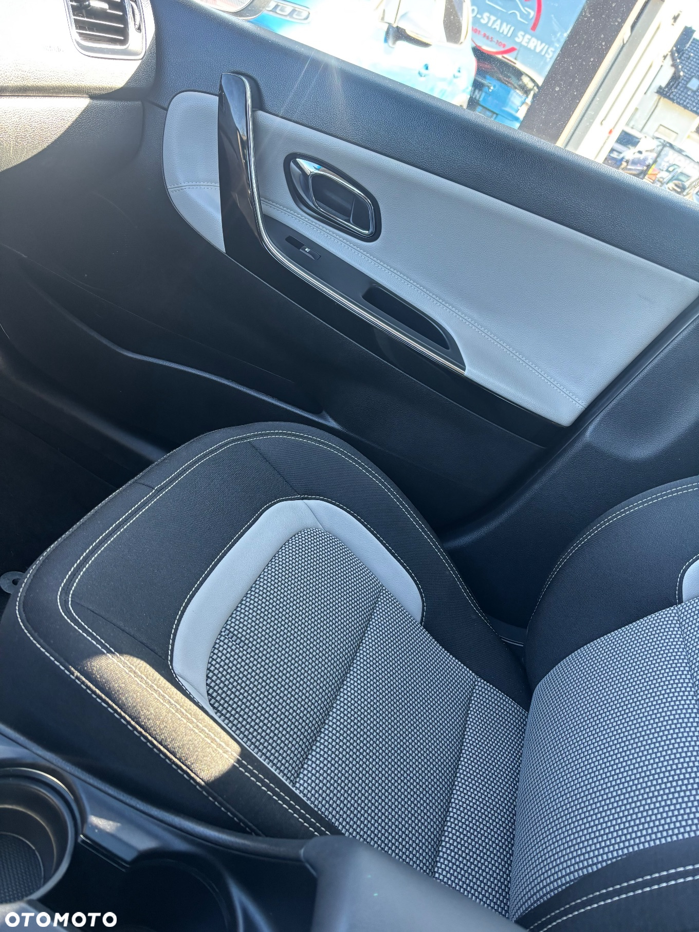 Kia Ceed - 14