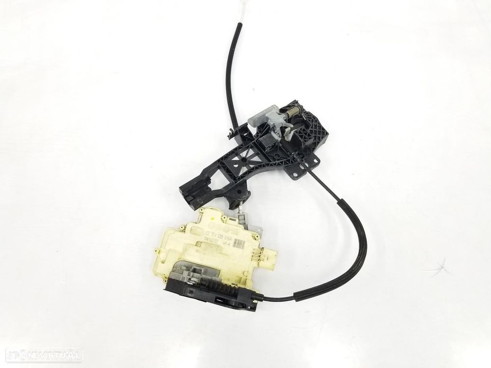 FECHADURA PORTA TRASEIRA DIREITA AUDI Q7 2007 -8K0839016 - 2