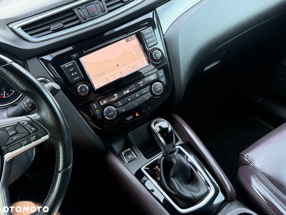 Nissan Qashqai 1.3 DIG-T DCT ACENTA - 32