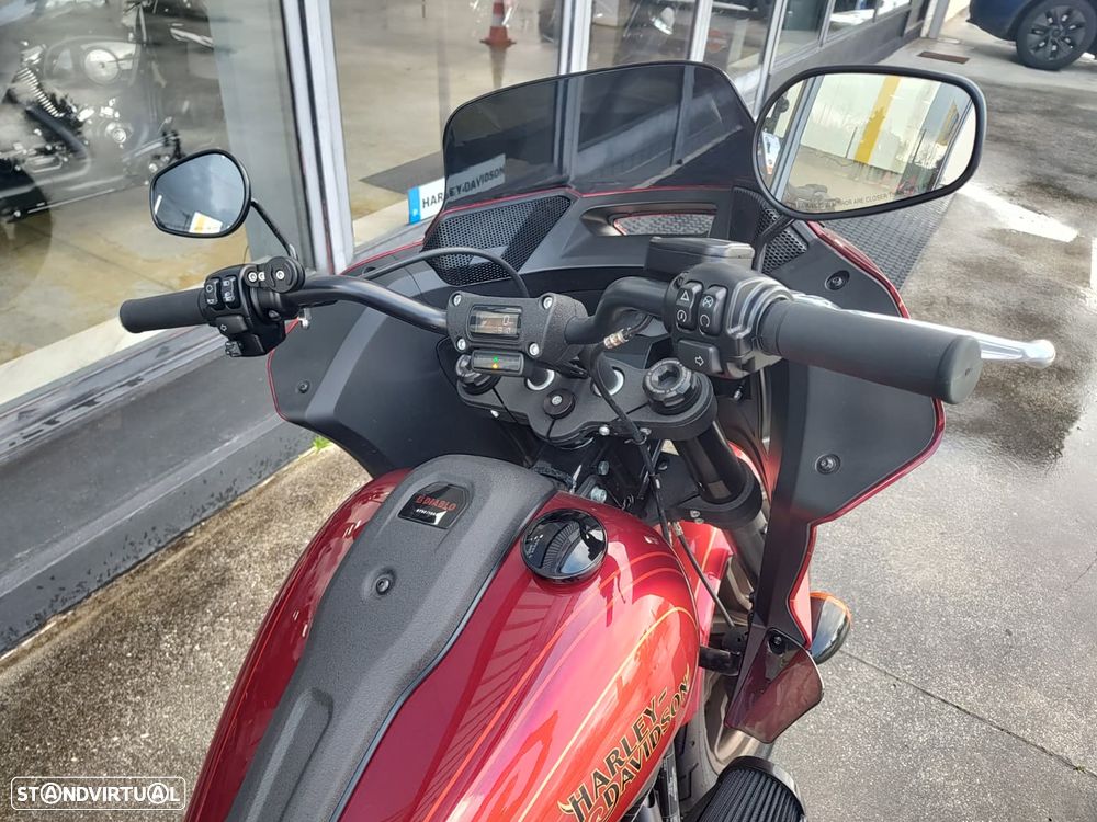 Harley-Davidson Softail Low Rider El Diablo - 4