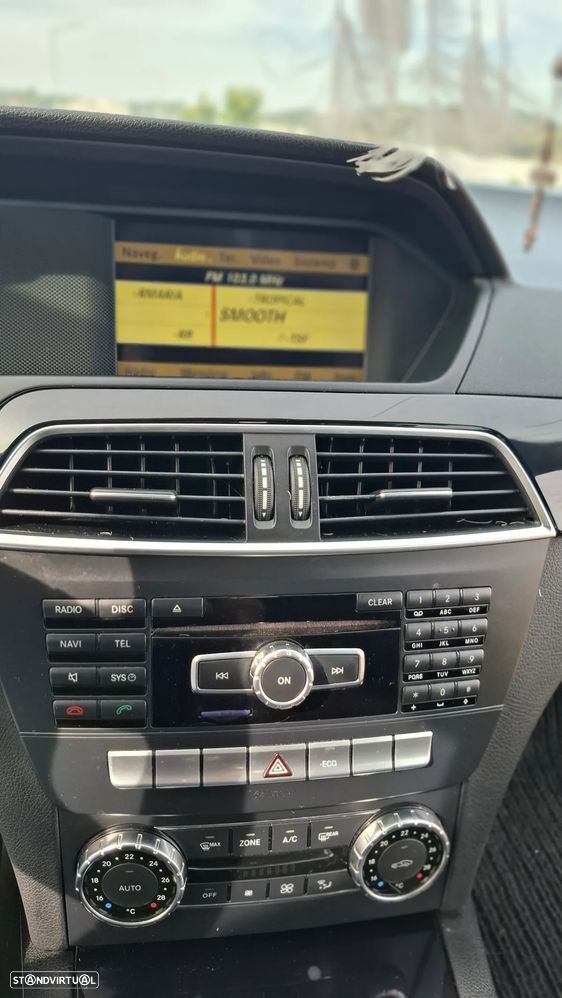 Mercedes-Benz C 200 - 13