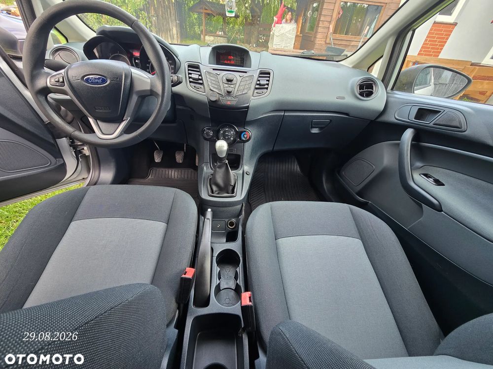 Ford Fiesta 1.4 TDCi Ambiente - 8