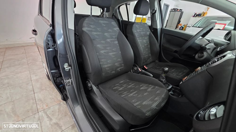 Opel Corsa 1.2 Go! - 19