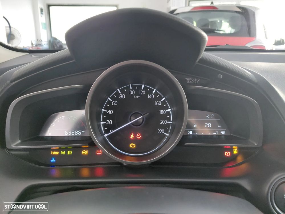 Mazda 2 1.5 Sky-G Evolve Navi - 19