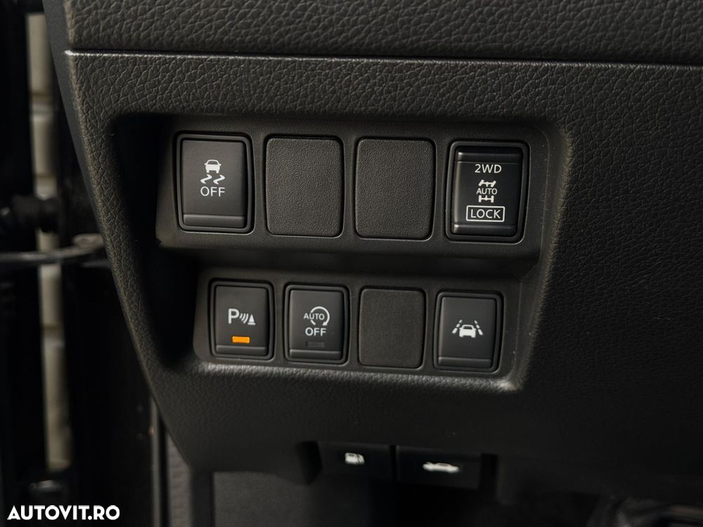 Nissan Qashqai 1.6 DCI Start/Stop 4X4-i Tekna - 13