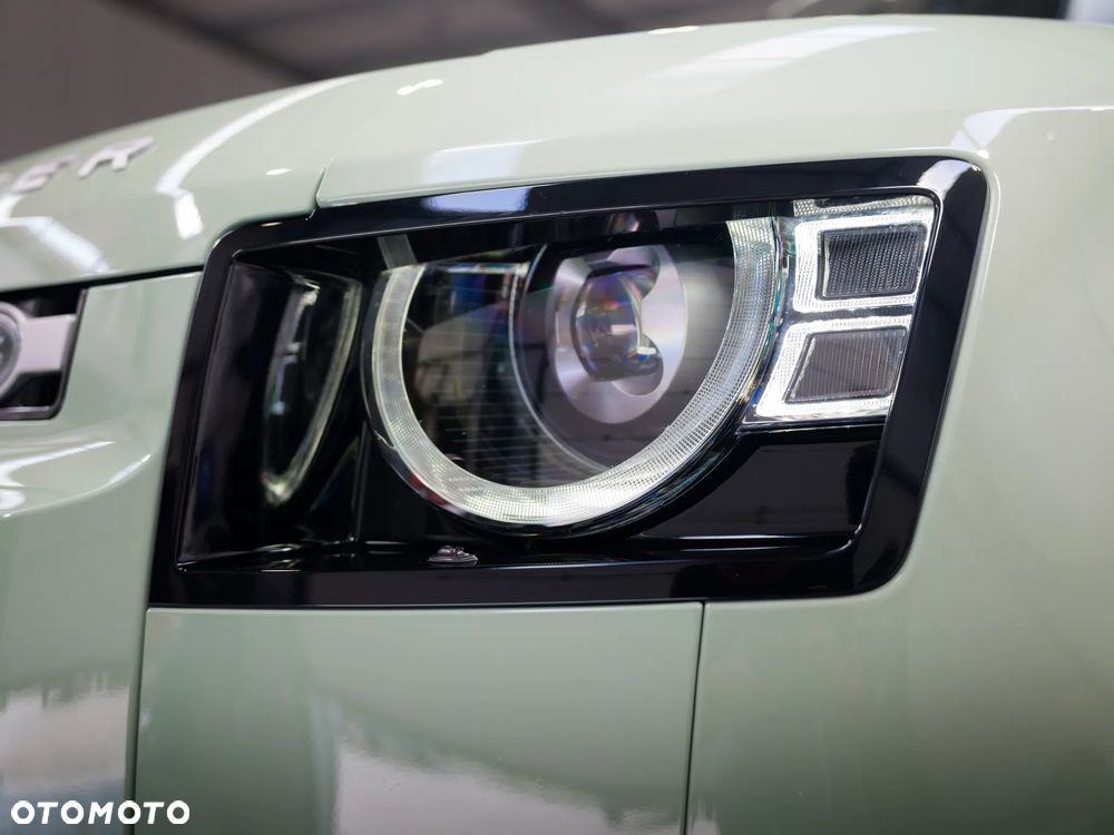 Land Rover Defender 3.0 P400 mHEV 75th Limited Edition - 3