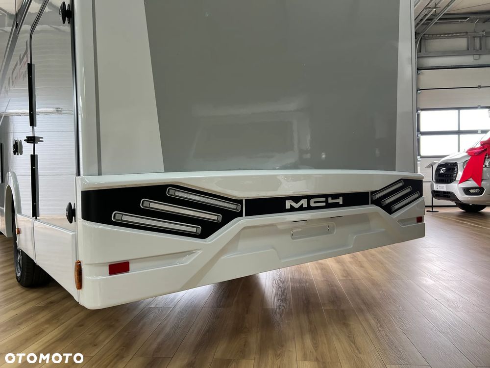 McLOUIS MC4 365 - 5