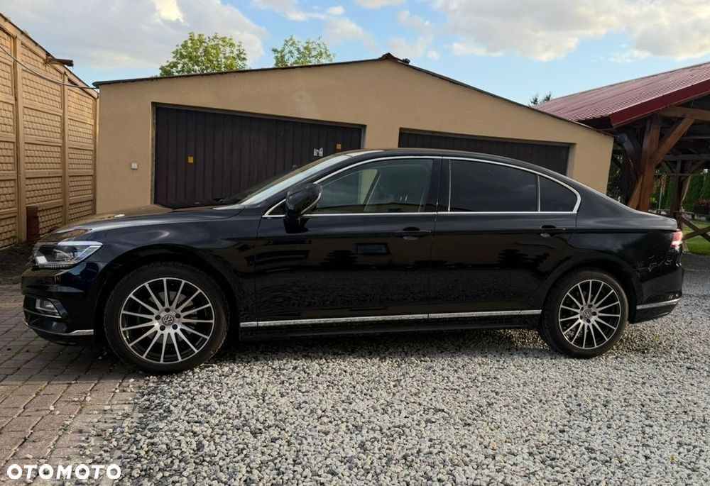 Volkswagen Passat - 2